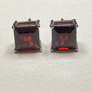 925 Sterling Silver Square Cut Red‎ Garnet Stud Earrings
